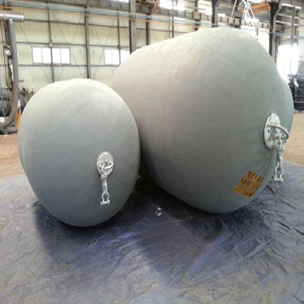 PNEUMATIC FENDER