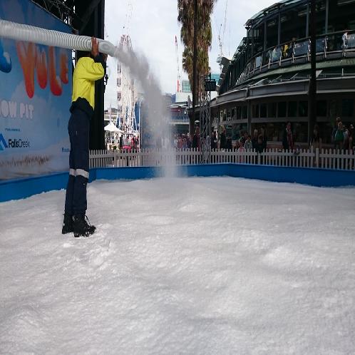 ICE MAGIC All season Snow Making Machine