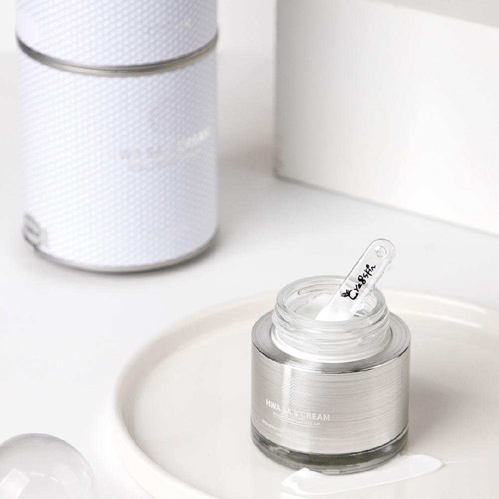 HWA SA a CREAM, Brightening & Tone up cream