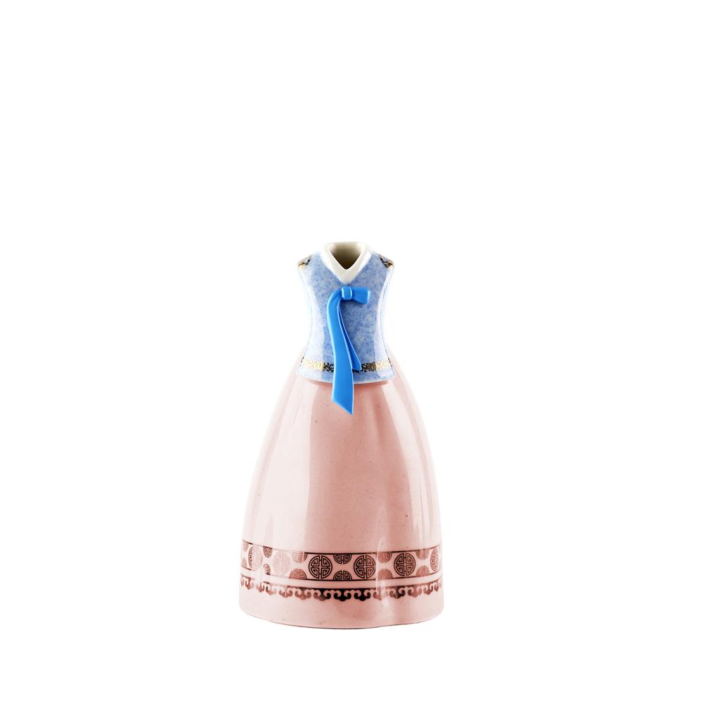 Hanbok shaped Decorative Ceramics Hyangwonjeong