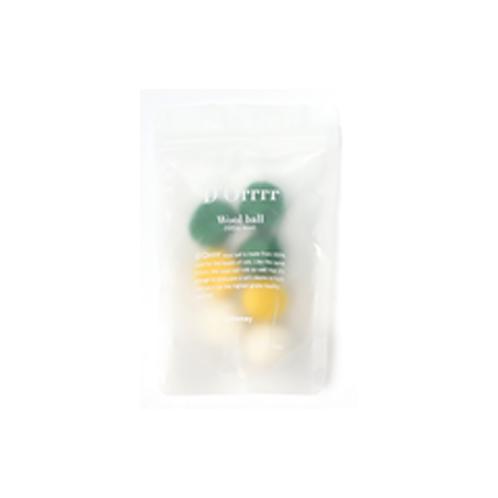 6 wool balls(green and yellow)