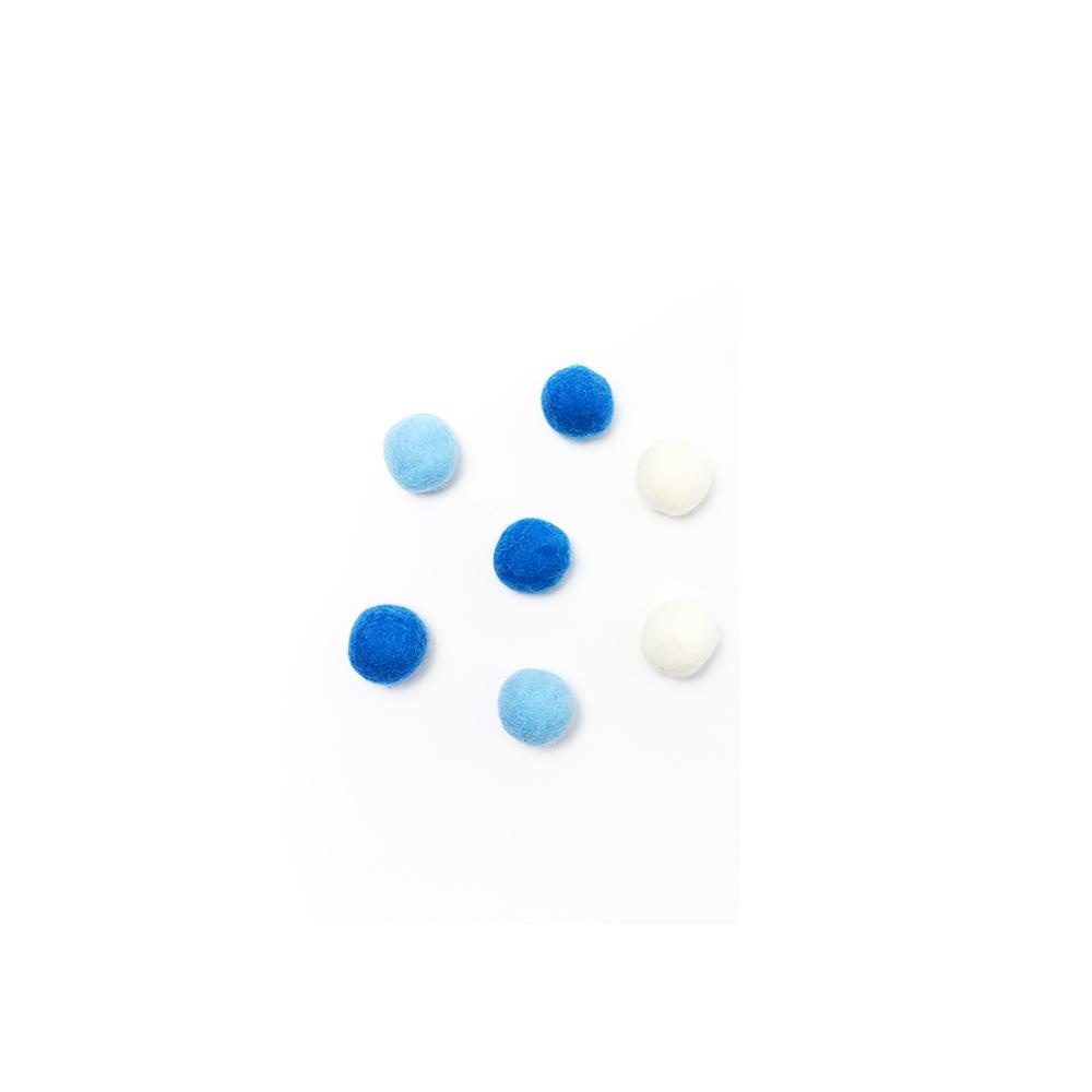 6 wool balls(blue and white)