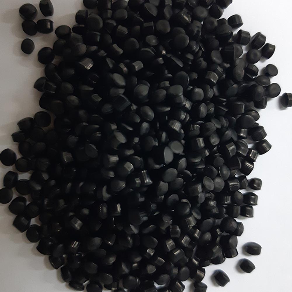 BLACK MASTER BATCH