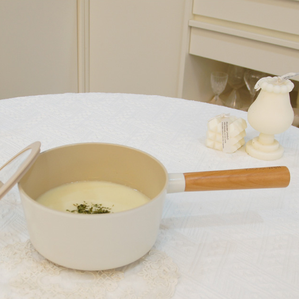 ONE-HANDED POT 18CM