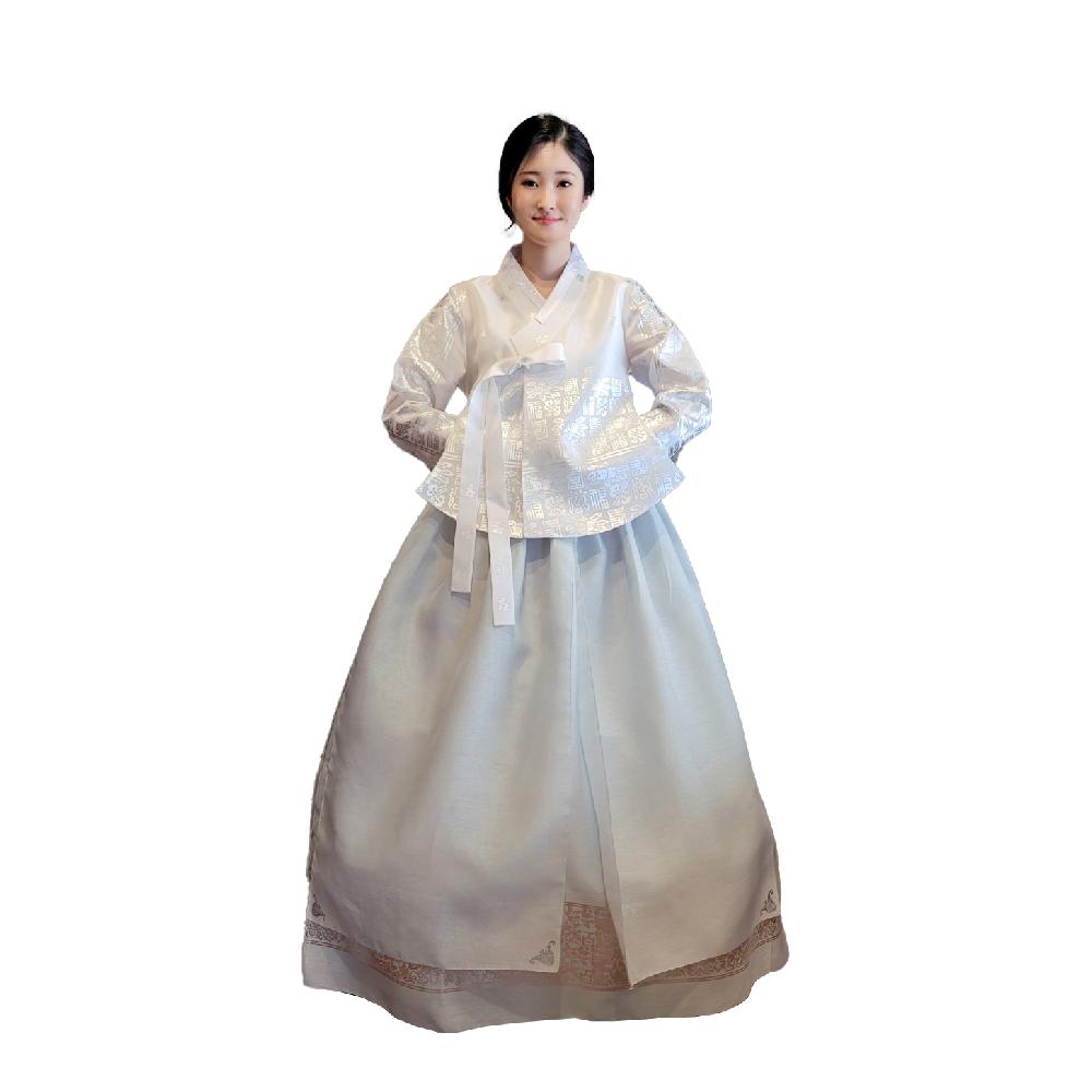 bride and groom Hanbok