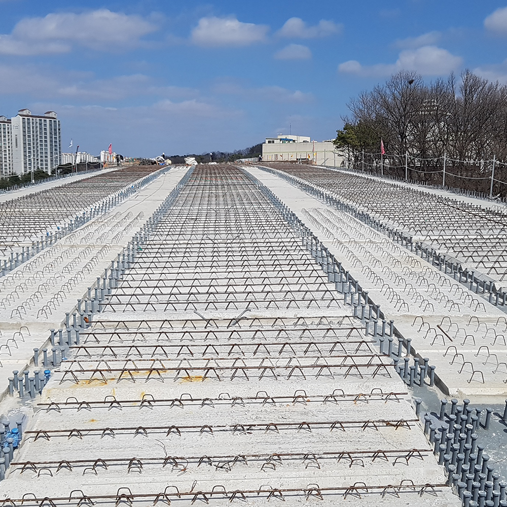 Precast panels for bridges