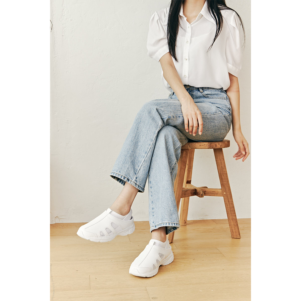 Signature sandals